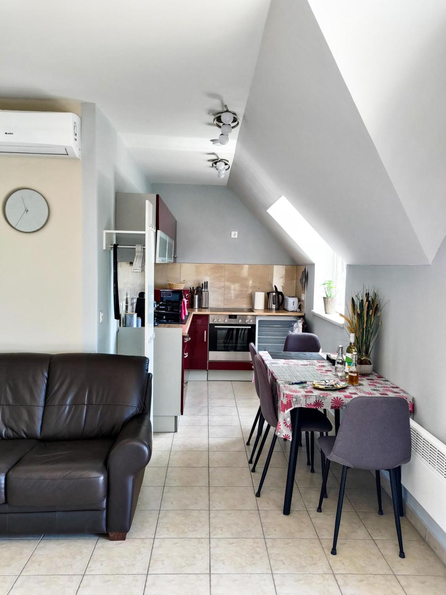 Fuegefa Apartman Balatonalmadi Ngoại thất bức ảnh
