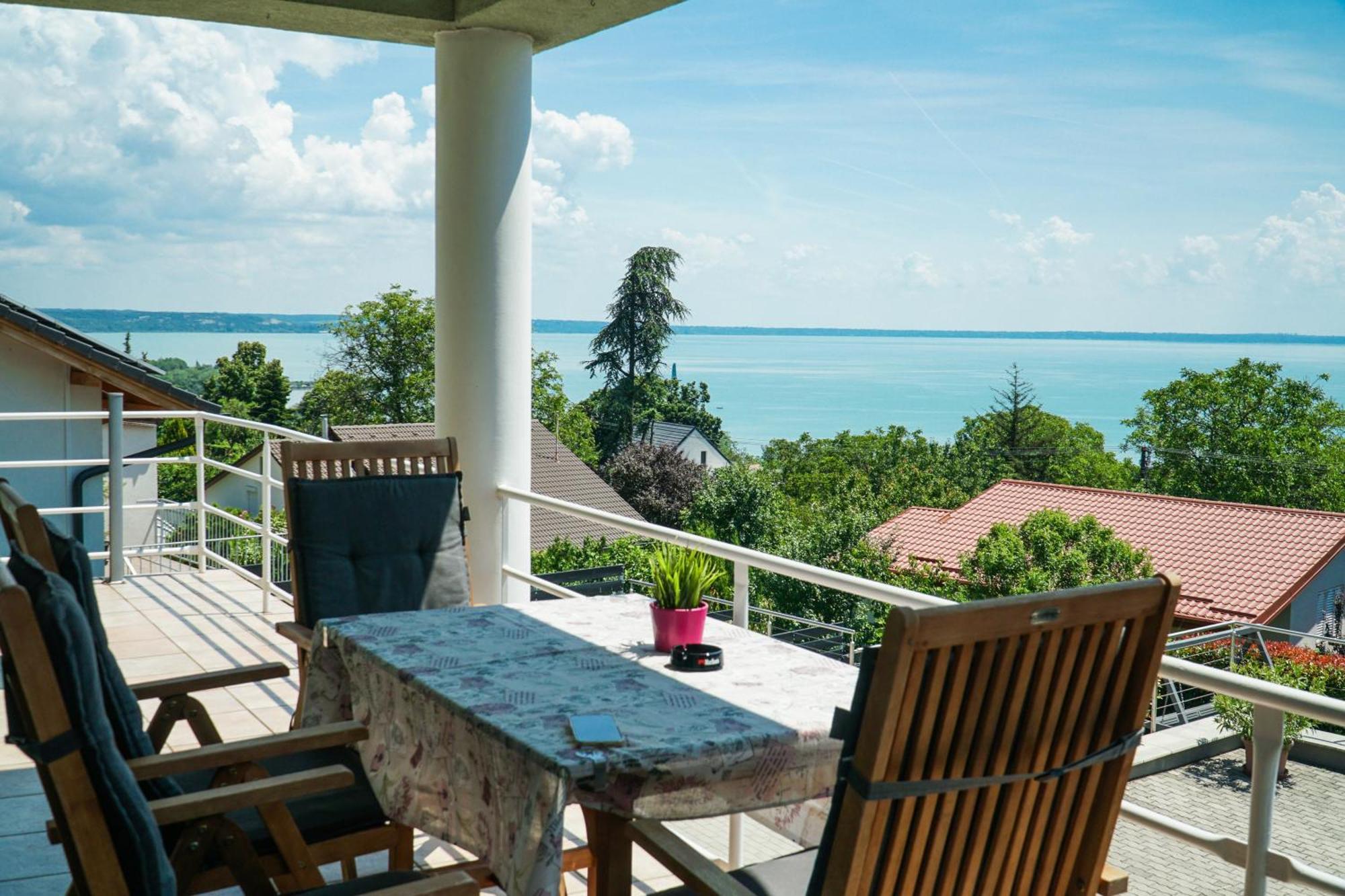 Fuegefa Apartman Balatonalmadi Ngoại thất bức ảnh